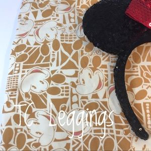 LuLaRoe Leggings TC Disney!